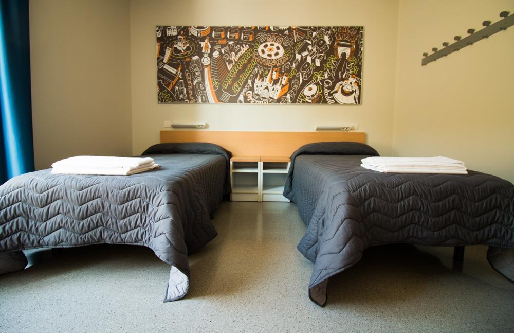Pere Tarres Hostel *